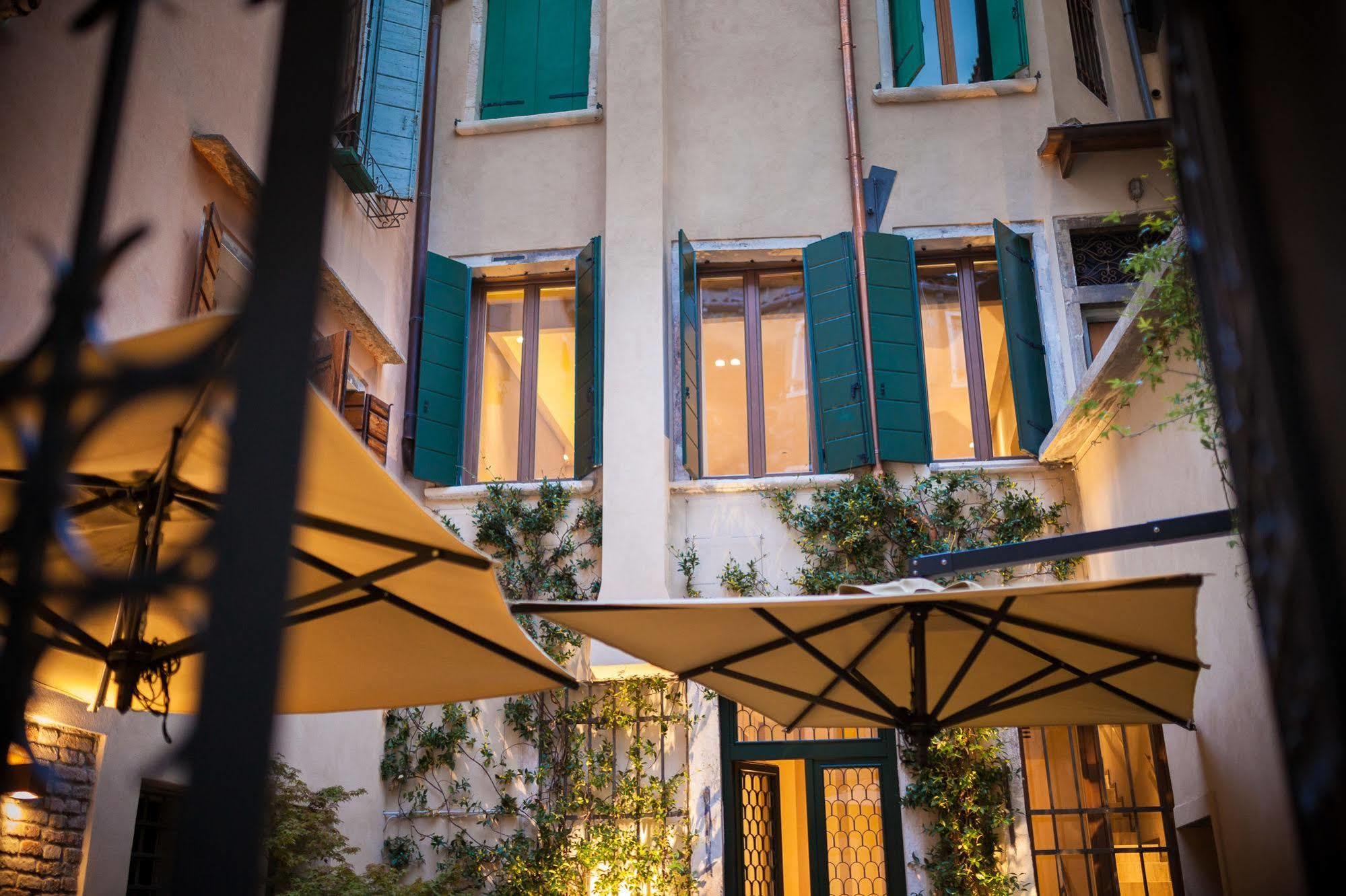 เลียสซิดี เวลเนส สวีท Hotel เวนิส ภายนอก รูปภาพ